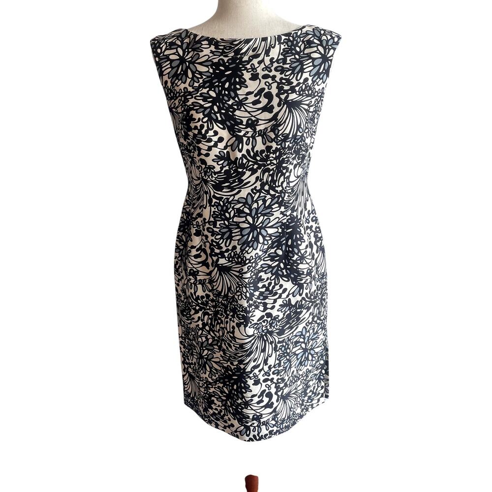 Maggie London 100% Silk Dress Sz 4. back zipper fully lined
